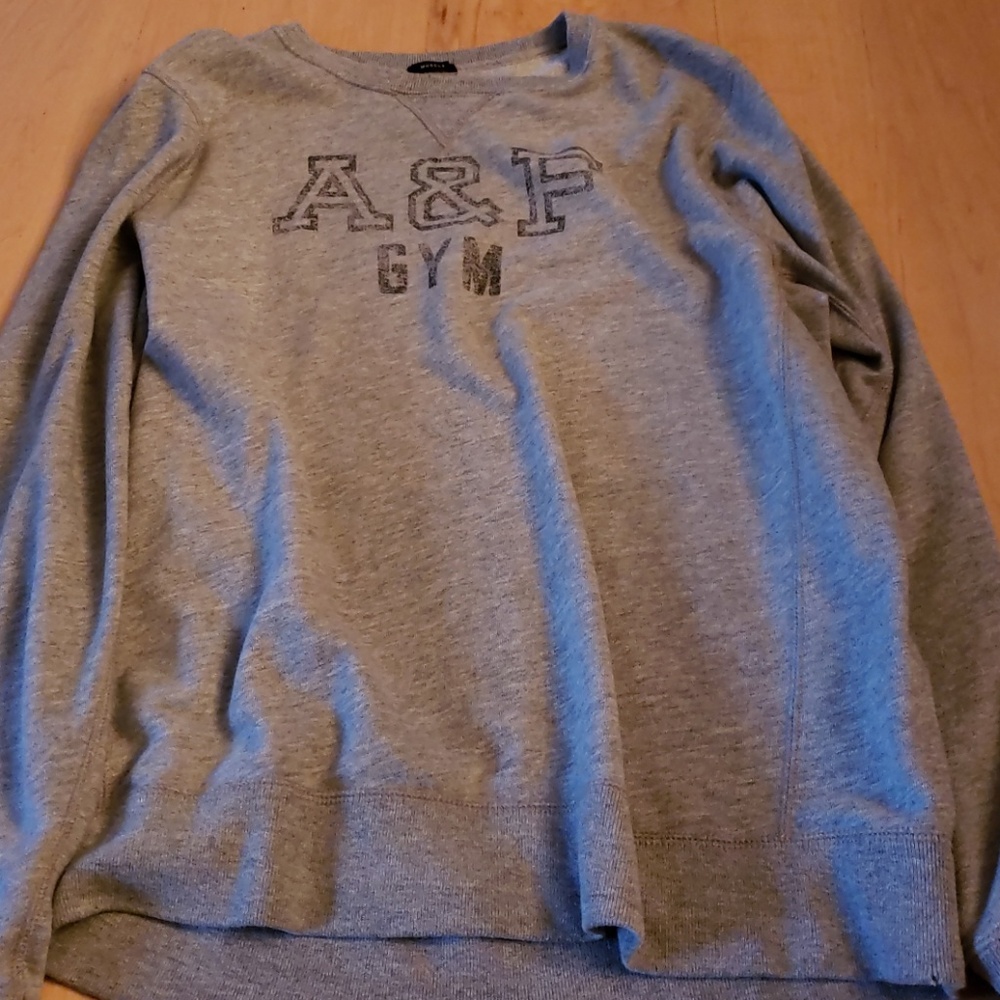 Long sleeve sweatshirt from A&F
